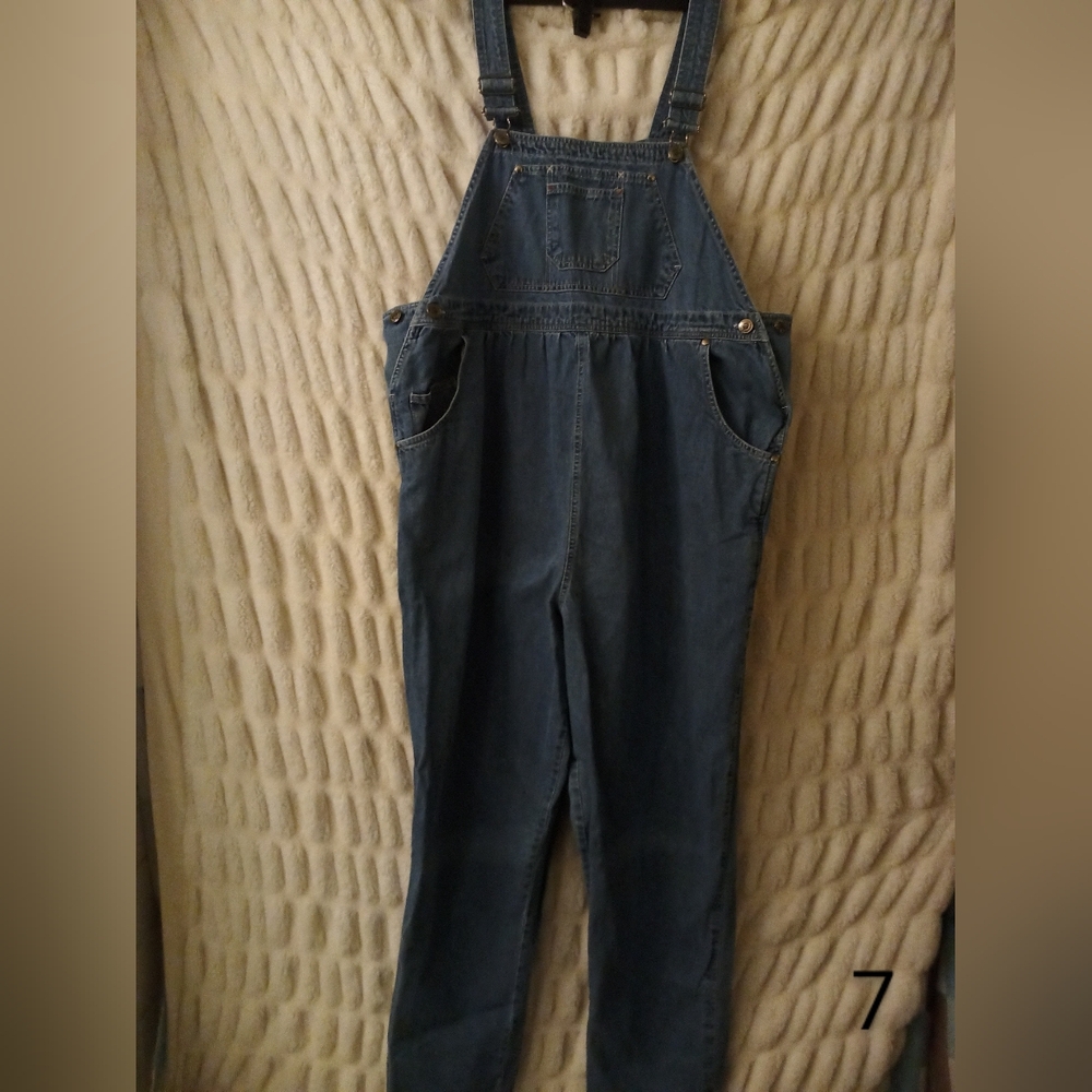 Duo maternity blue jean overalls size large